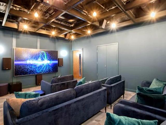 Cosy 2 Studio