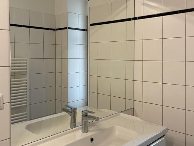 Cosy 2 Room Apartment in Prenzlauer Berg's Most Desirable Street Directly Next to the Famous Water Tower, Berlin Amsterdam Apartments for Rent