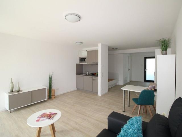 Cosy 2 room apartment in the center of Berlin, ideal for students, Nurnberg Amsterdam Apartments for Rent