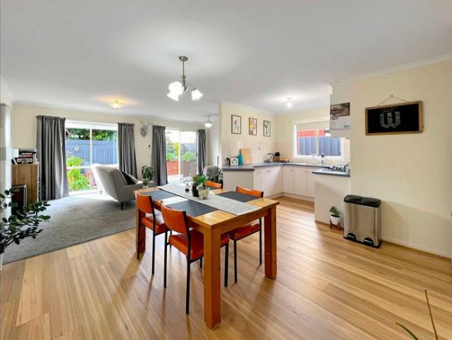 Cosy 3 Bedroom Unit in the Heart of Geelong West