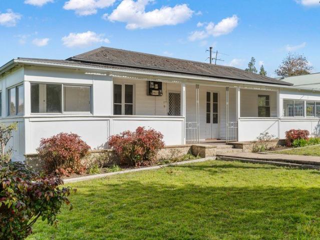 Cosy 3 Bedroom House Located in Moruya