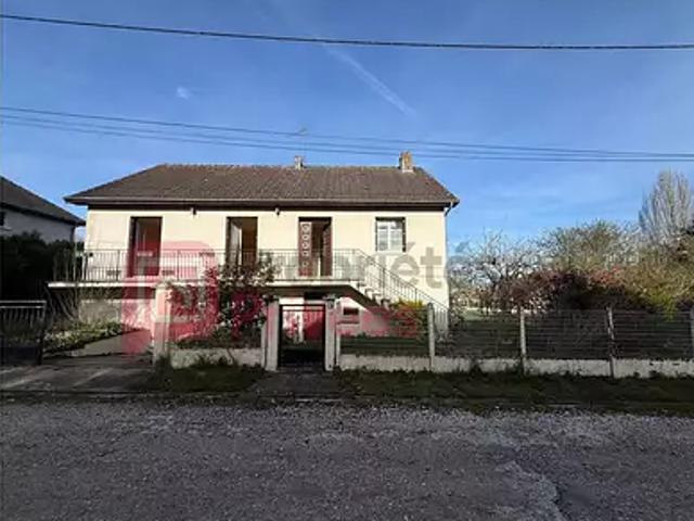Cosne Cours sur Loire 58200 Achat / Vente maison 4 pièces t4 jardin