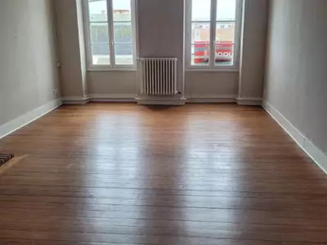 Cosne Cours sur Loire 58200 Location appartement 3 pièces t3