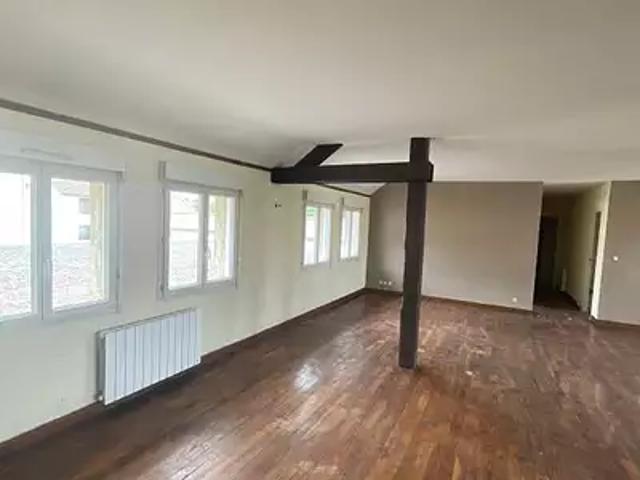 Cosne Cours sur Loire 58200 Location appartement 3 pièces t3 cave