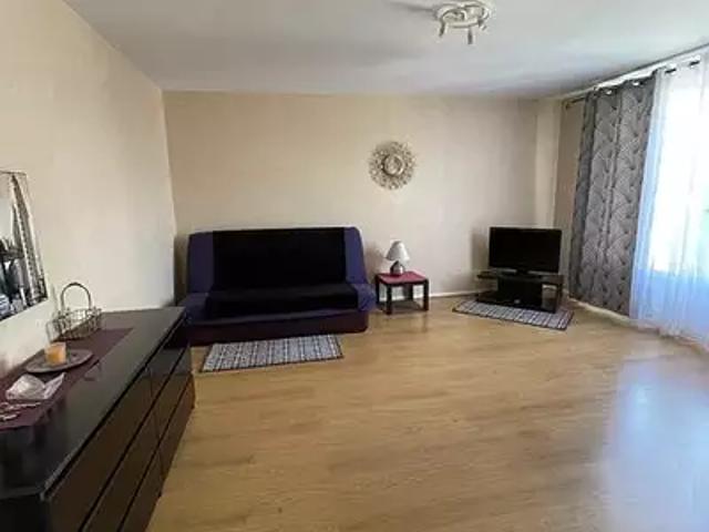 Cosne Cours sur Loire 58200 Location appartement 1 pièce t1