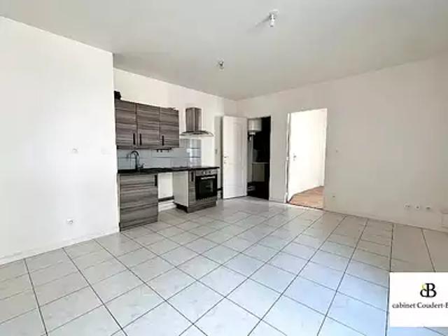 Cosne Cours sur Loire 58200 Location appartement 2 pièces t2 terrasse
