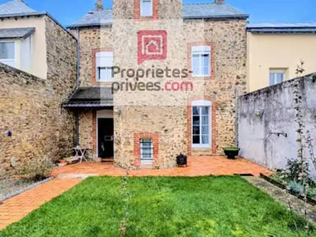 Cossé le Vivien 53230 Achat / Vente maison 4 pièces t4 jardin cave