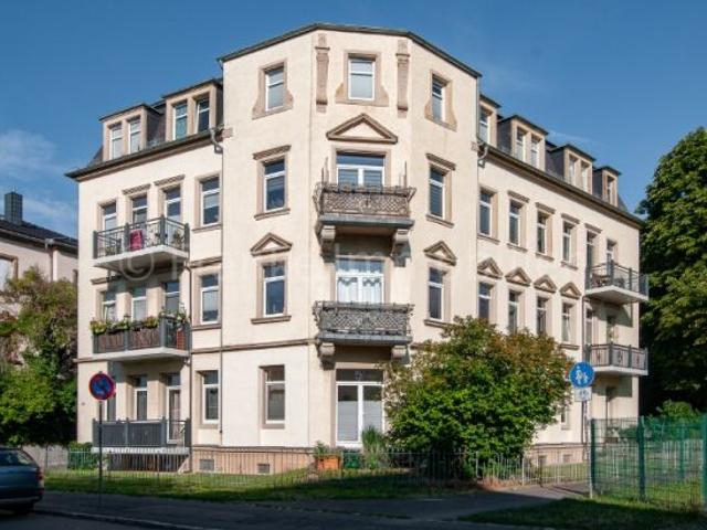 Cotta modernisierte, frei werdende 2 Zimmer Wohnung mit Balkon