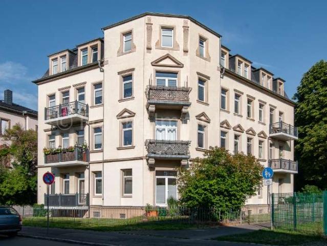 Cotta modernisierte, frei werdende 2 Zimmer Wohnung mit Balkon