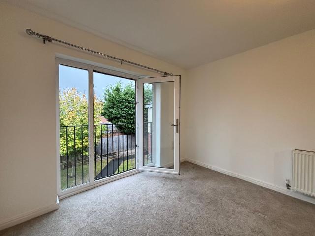 Cottams Close, Wigston LE18, 1 bed flat to rent, £800 pcm | PrimeLocation