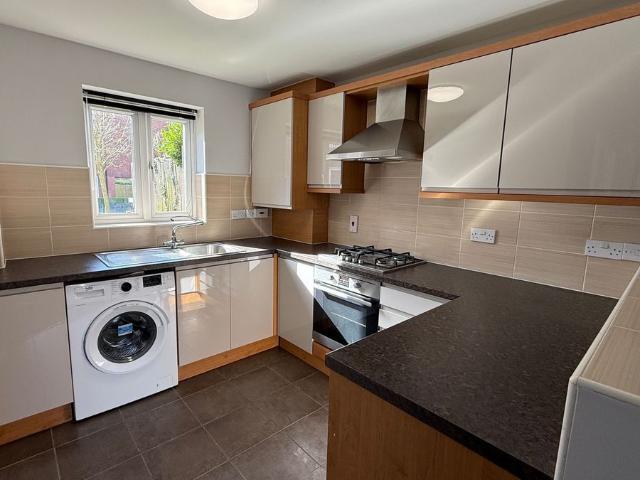 Cottams Close, Wigston LE18, 1 bed flat to rent, £850 pcm | PrimeLocation