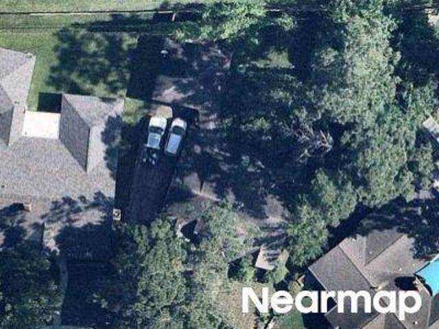 Cottage Oak Ln