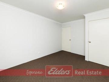 LEASE PENDING Cottage Block with Rear Lane Access!