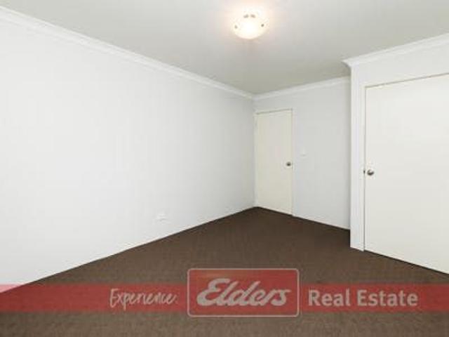 LEASE PENDING Cottage Block with Rear Lane Access!