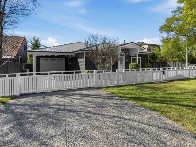 Cottage character. Contemporary comfort