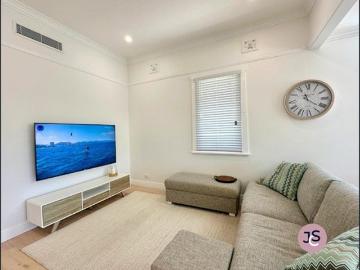 Cottage Charm meets Modern Convenience and Luxury