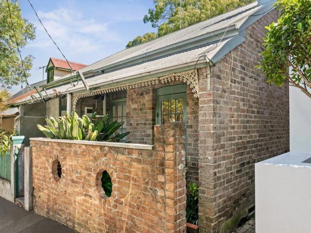Cottage charm and creative potential in Erskineville