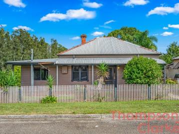 Cottage Charm & Convenience
