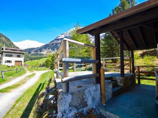 Cottage di lusso in vendita Via Forni, Santa Caterina, Lombardia