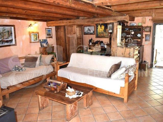 Cottage di lusso in vendita via Richardette, 35, Sauze d'Oulx, Piemonte