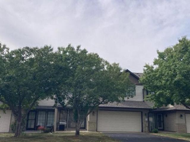 Cottage Dr