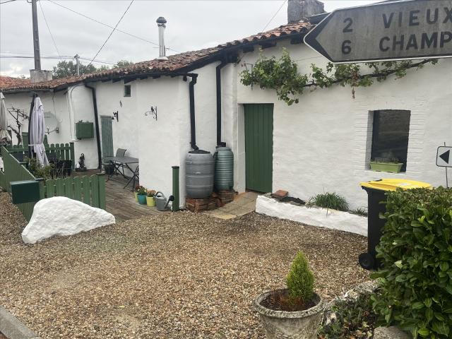 Cottage en pierre 170m² Le Vieux Cérier