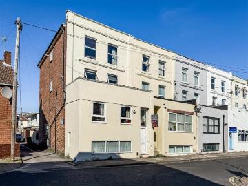 Cottage Grove, Hampshire PO5 1 bed flat to rent £1,000 pcm £231 pw