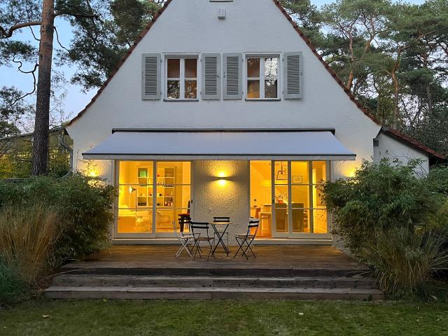 Cottage in Berlin Zehlendorf, Berlin Amsterdam Apartments for Rent