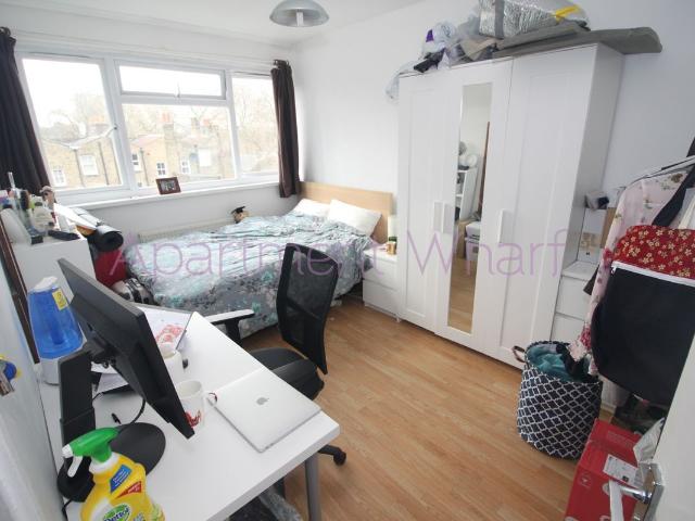 Cottage Street, London E14, Room to rent, £823 pcm | PrimeLocation