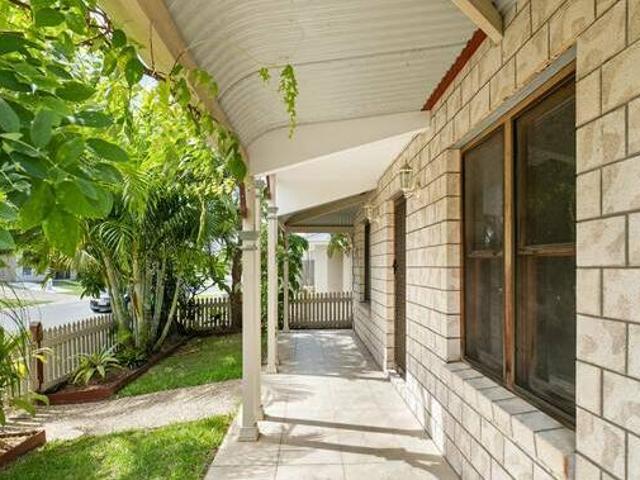 COTTAGE STYLE HOME MOVE IN READY