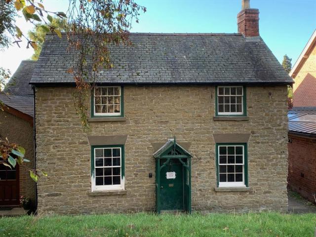 Cottage to let in Leintwardine SY7 0LD | Cobb Amos