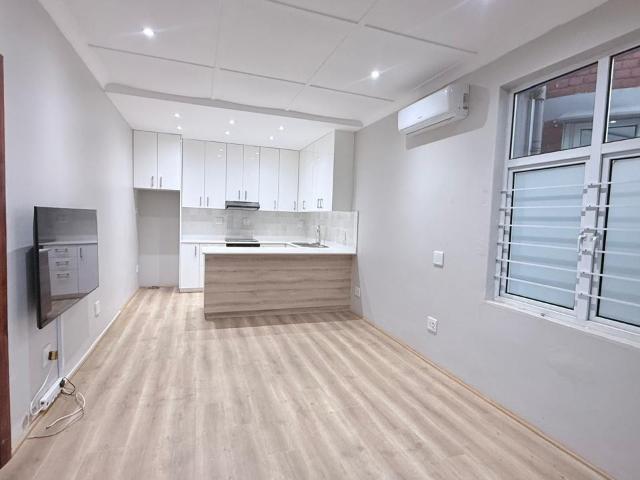 Cottage To Rent in Durban North, KwaZulu Natal