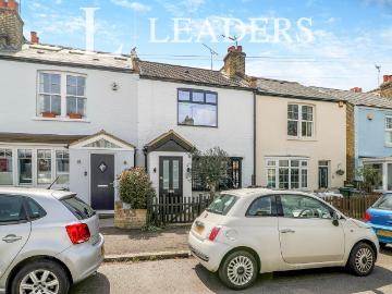 Cottage to rent in Kings Road, Long Ditton, Surbiton, Surrey, KT6 | Leaders