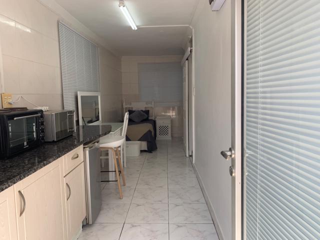 Cottage to rent in La Lucia