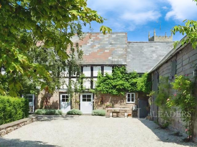 Cottage to rent in The Manor, Burghill, Hereford, HR4 | Leaders