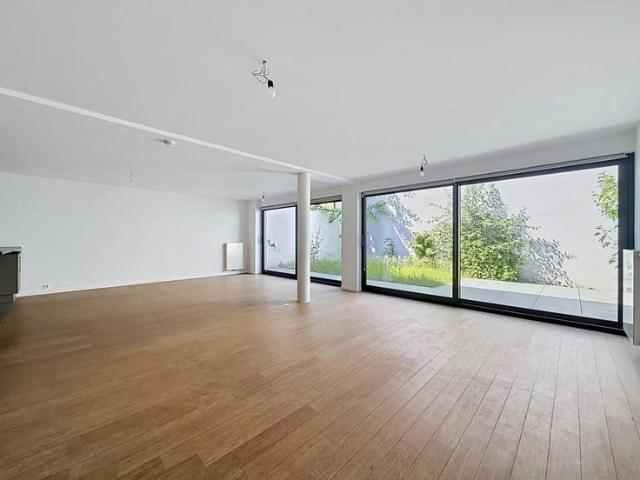 Cottages: Beautiful terraced house + terraces + garden