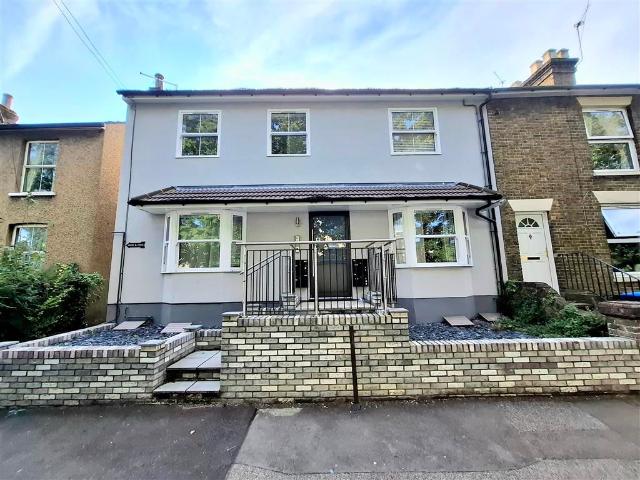 Cotterells, Hemel Hempstead HP1, 2 bed flat to rent, £1,400 pcm | PrimeLocation