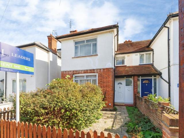 Cotterill Road, KT6 3 bed semi detached house to rent £2,500 pcm £577 pw