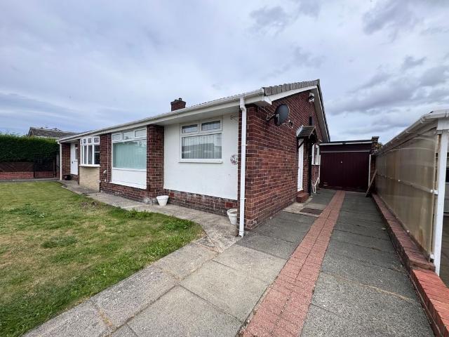Cottersdale Gardens, Newcastle Upon Tyne NE5, 3 bed semi detached bungalow to rent, £975 pcm | PrimeLocation