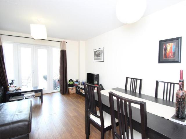 Cottesmore Road, OXFORD, Oxfordshire 3 bed house to rent £1,950 pcm £450 pw