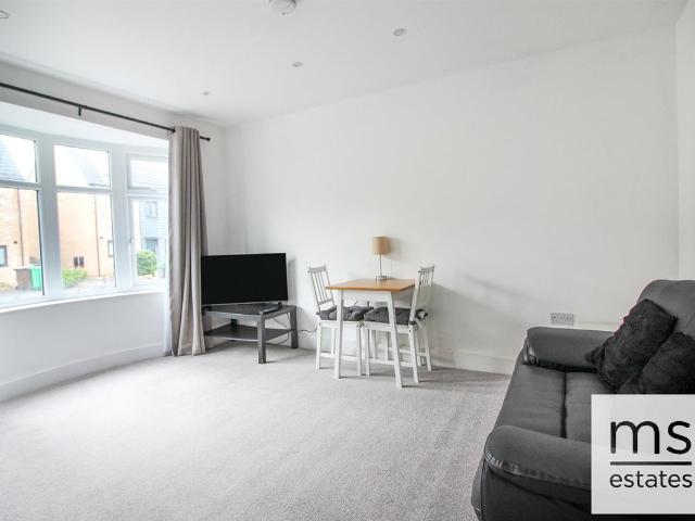 Cottesmore Road, Nottingham NG7, 2 bed detached bungalow to rent, £1,200 pcm | PrimeLocation