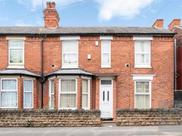 Cottesmore Road, Nottingham NG7 5 bed semi detached house to rent £2,817 pcm £650 pw