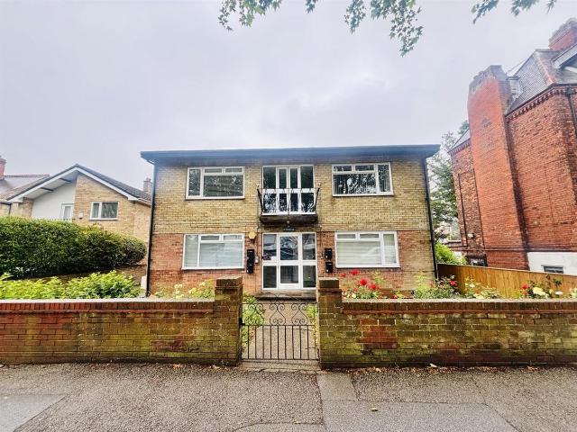 Cottingham Road, Hull HU6, 2 bed flat to rent, £725 pcm | PrimeLocation