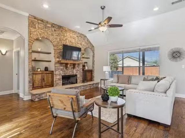Cottonwood Drive
