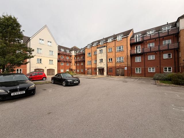 Cotton Court, Northampton NN4, 2 bed flat to rent, £1,025 pcm | PrimeLocation
