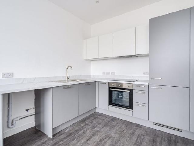 Cotton Gardens, Vernon Street, Bolton. BL1, 1 bed flat to rent, £875 pcm | PrimeLocation