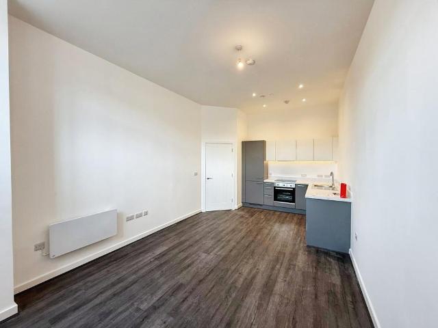 Cotton Gardens, Bolton, Greater. 1 bed flat to rent £875 pcm £202 pw
