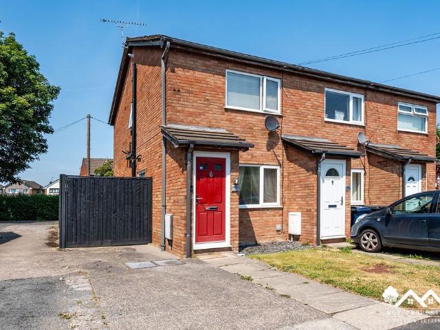 Cotton Drive, Ormskirk L39, 2 bed end terrace house to rent, £950 pcm | PrimeLocation