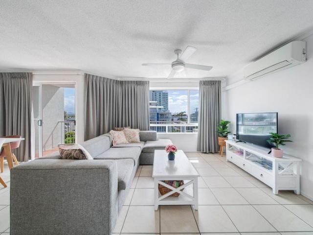 Cotton Tree Living with a Private Rooftop