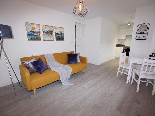 Cottrell Way, Selly Oak, Birmingham B29, 2 bed shared accommodation to rent, £641 pcm | PrimeLocation